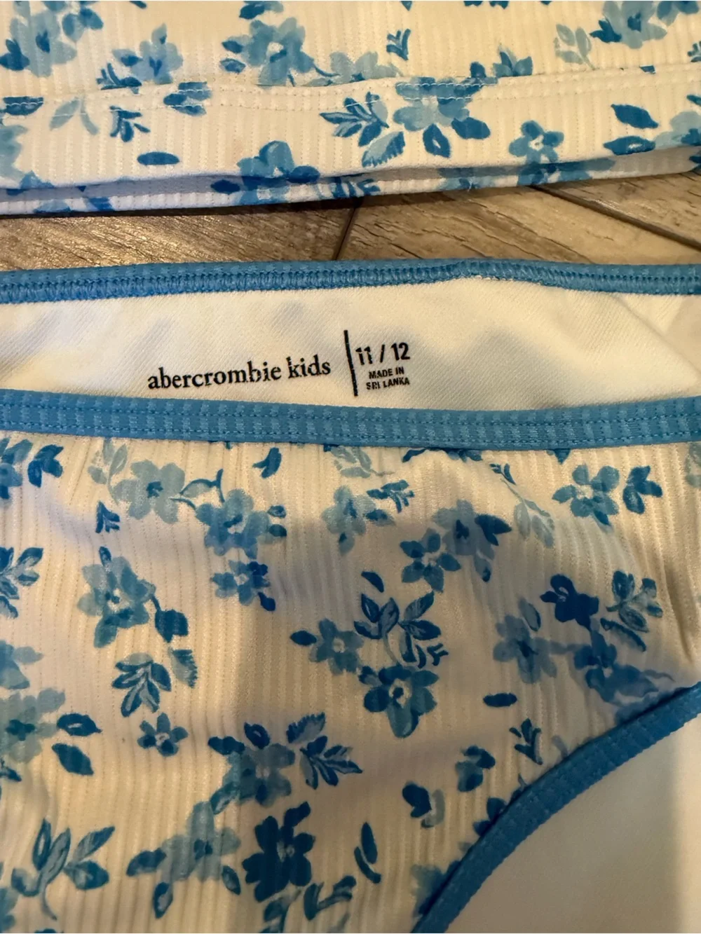 abercrombie kids White Bikini Set with Blue Floral Trim girls 11/12